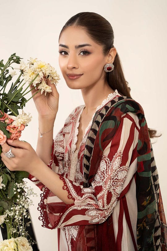 Luxe Digital Print Ensemble” – Embroidered Organza Accents by Maryam by Rania