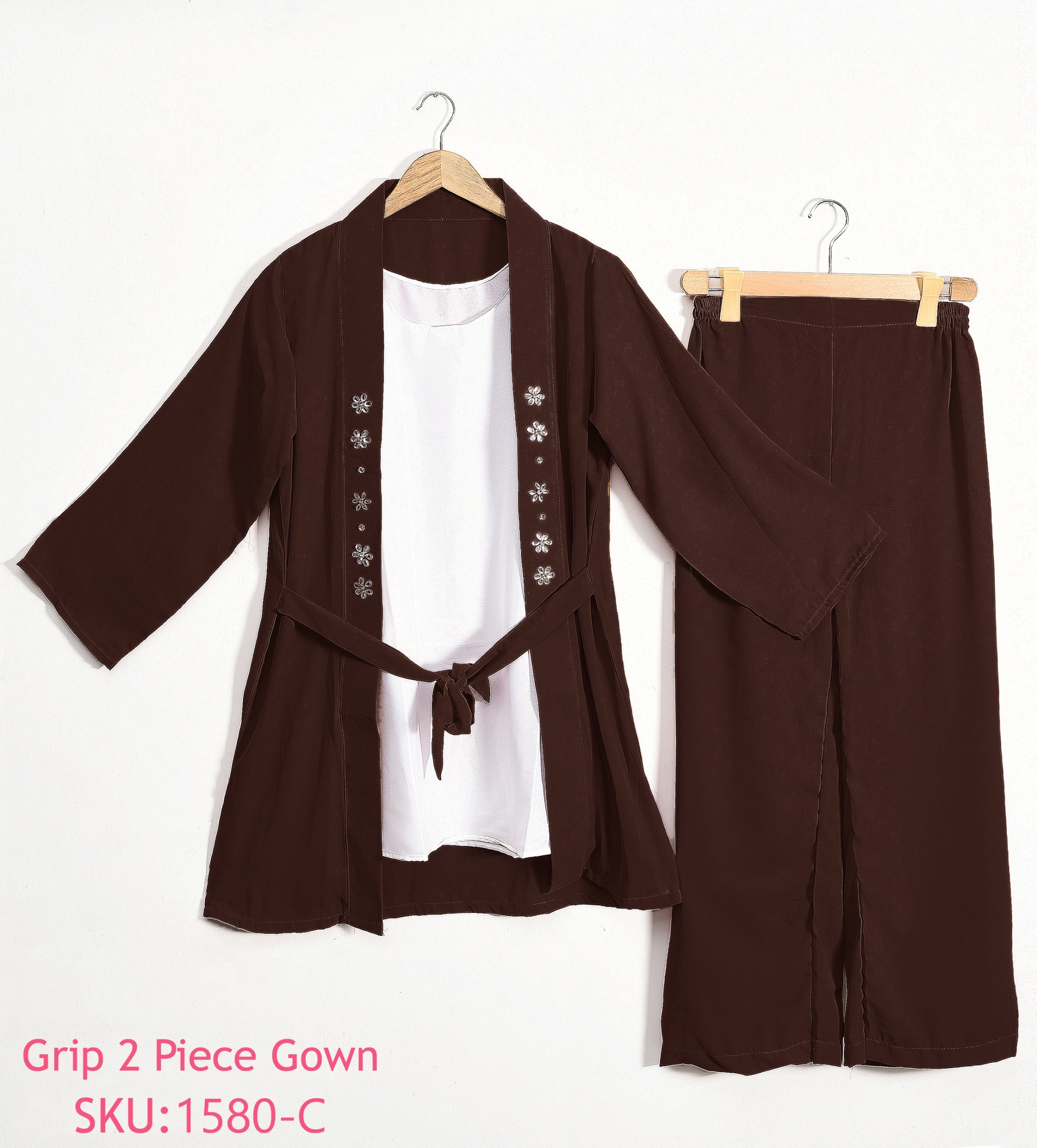 Elegance Unveiled – 3PC Grace Ensemble by Maryam by Rania
