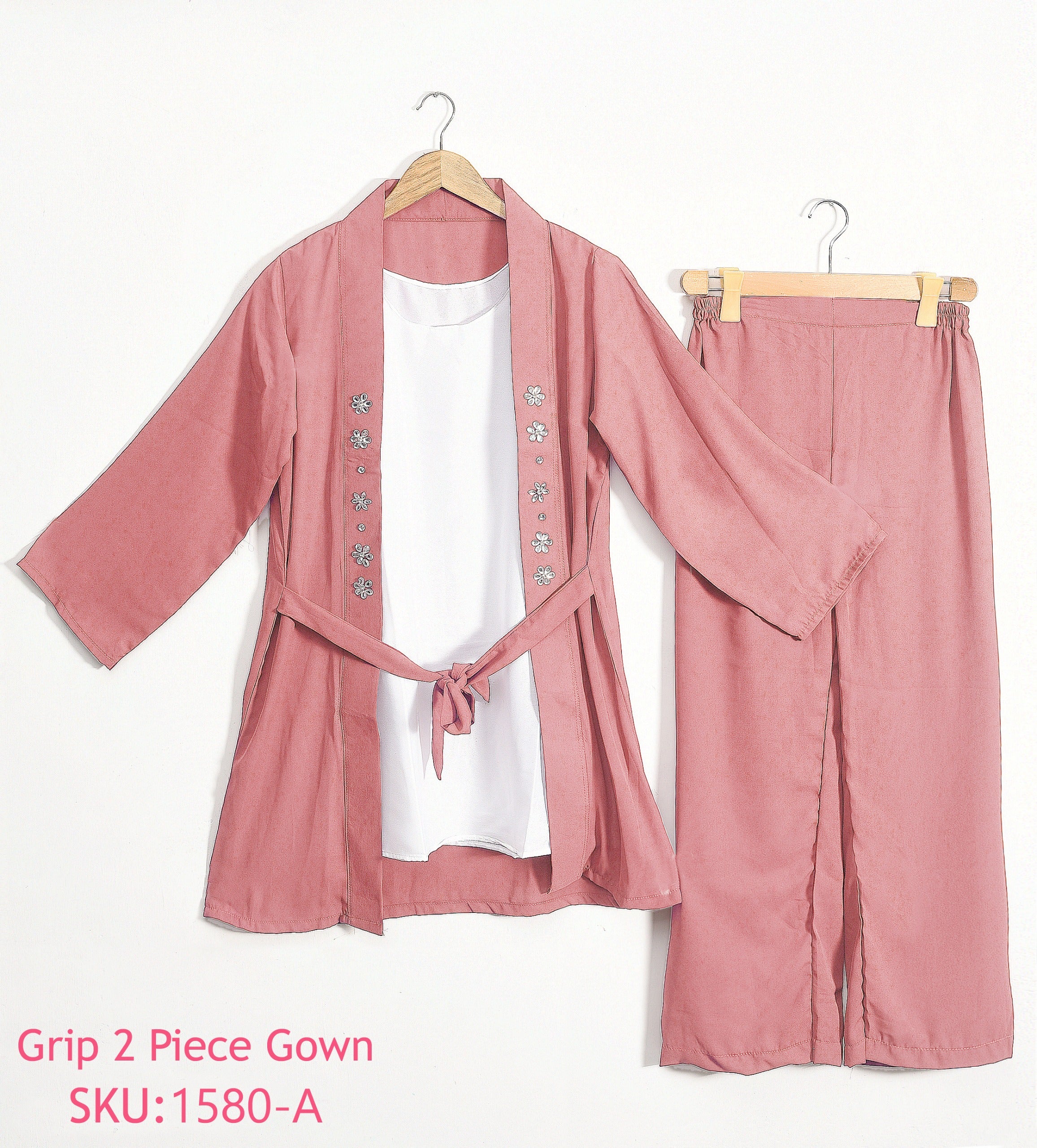 Elegance Unveiled – 3PC Grace Ensemble by Maryam by Rania